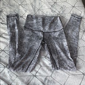 Lulu leggings